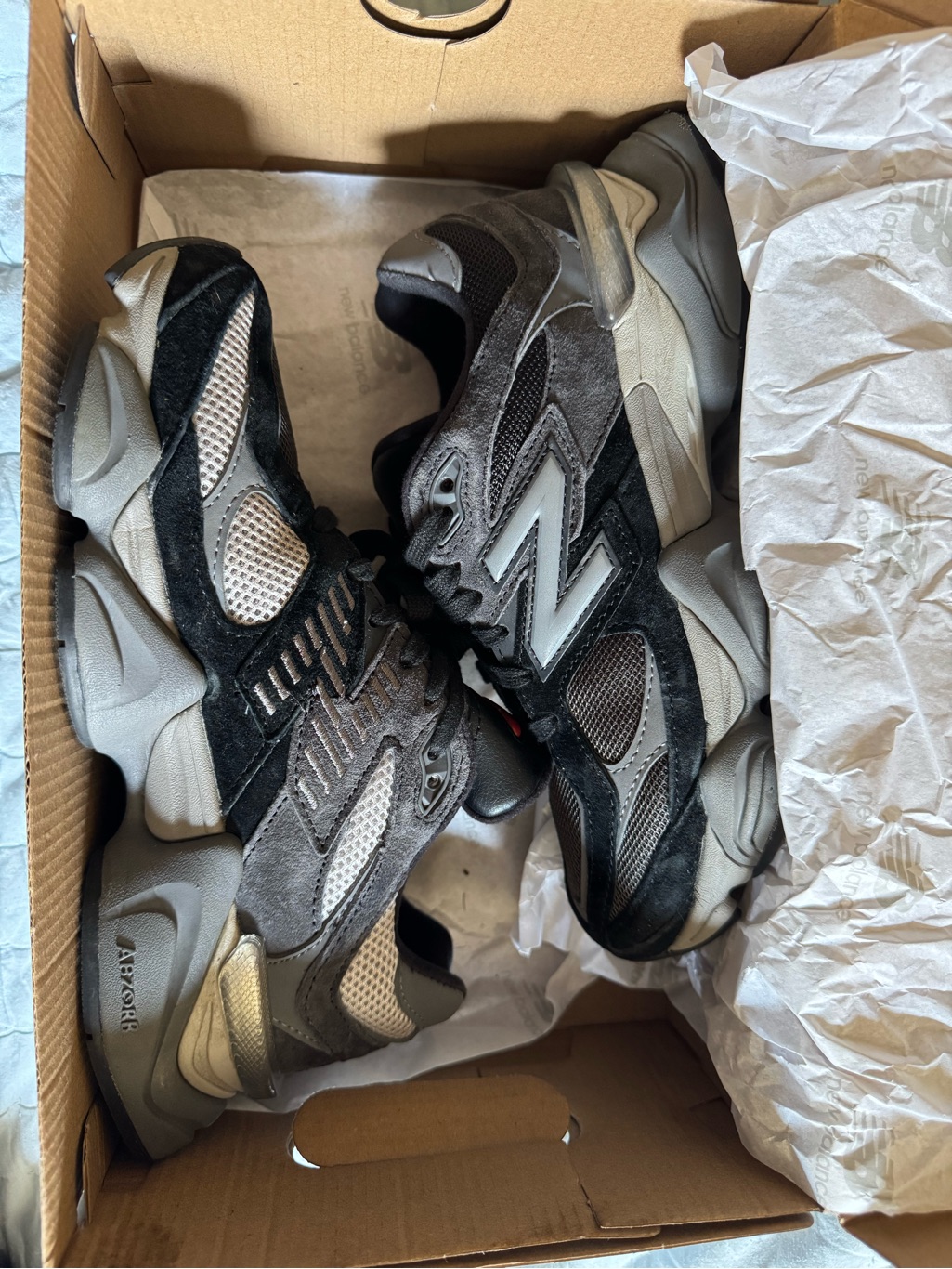 New Balance Unisex 9060  BlackGrey